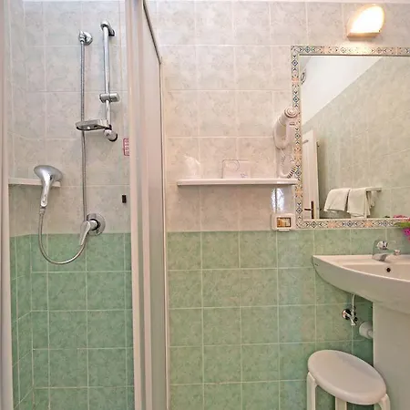 Monti Hotel 3*